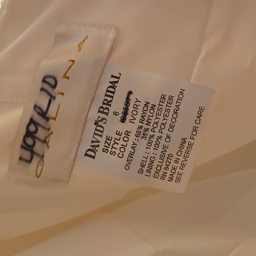 David's Bridal wedding gown with crop jacket!!  Dress is a size 6 jacket a small - Picture 11 of 14